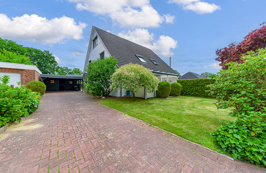 200-8364_Hausansicht 200-8364_Hausansicht