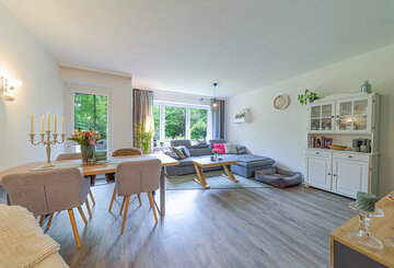 200-8205_Wohnzimmer 200-8205_Wohnzimmer