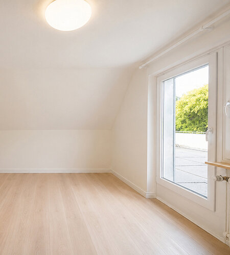 200-9340_Schlafzimmer_2_leer_gestaged 200-9340_Schlafzimmer_2_leer_gestaged