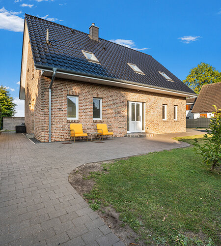 200-9446_Hausansicht 200-9446_Hausansicht