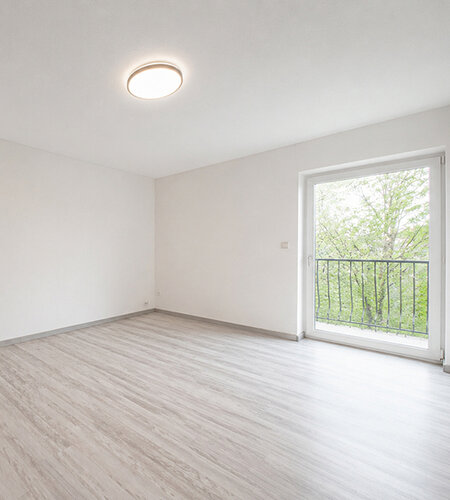 200-9198_Wohnzimmer_a_leer_gestaged