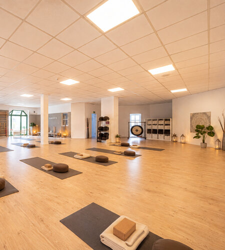Option Yoga virtuell möbliert Option Yoga virtuell möbliert