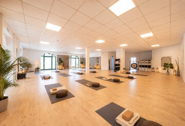Option Yoga virtuell möbliert Option Yoga virtuell möbliert