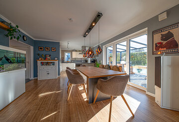 200-8526_Esszimmer 200-8526_Esszimmer