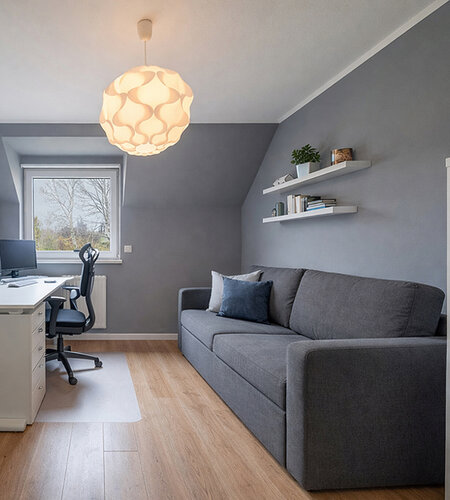 Kind_Gast_Büro_gestaged Kind_Gast_Büro_gestaged