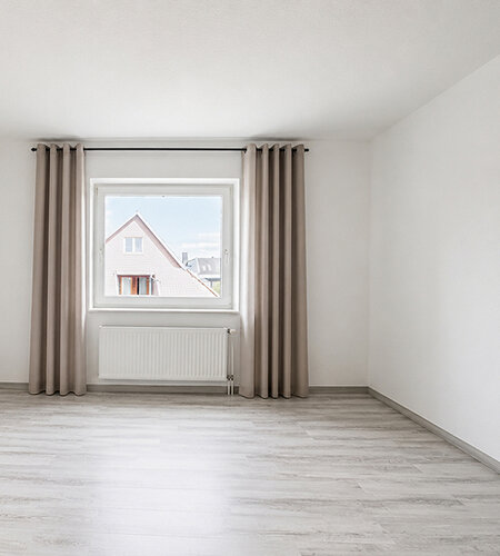 200-9198_Schlafzimmer_a_leer_gestaged