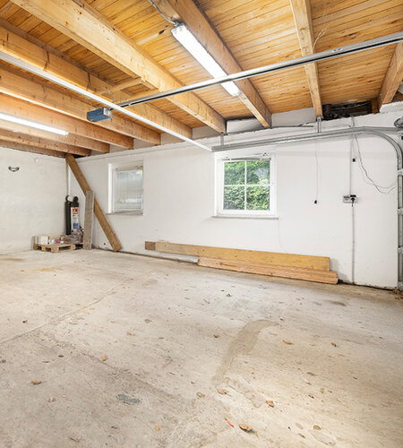 Garage Garage