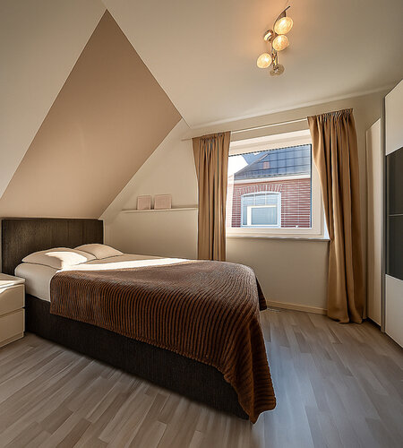 200-8593_Schlafzimmer_gestaged 200-8593_Schlafzimmer_gestaged
