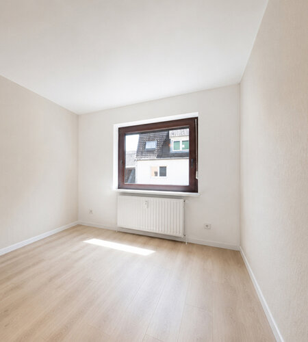 200-9237_Kind_Gast_Büro-2_Leer_renoviert_gestaged