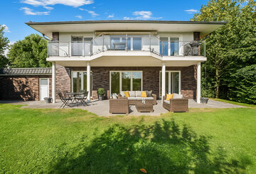 200-8497_Terrasse-3_gestaged 200-8497_Terrasse-3_gestaged